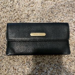 Michael Kors flat wallet